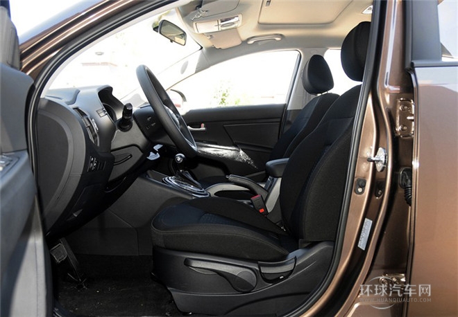 2015款 2.0L 自動兩驅(qū)版GL