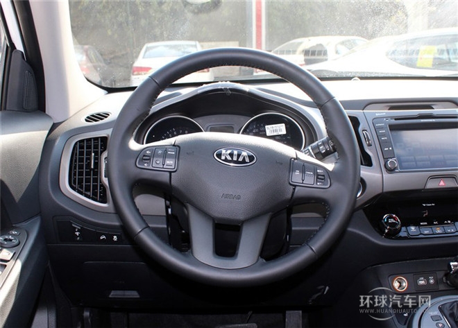 2015款 2.0L 自動(dòng)兩驅(qū)版Premium