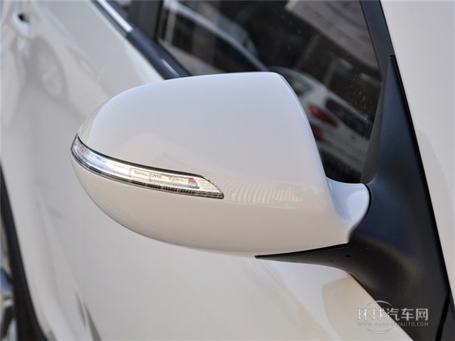 2015款 2.0L 自動兩驅版Premium