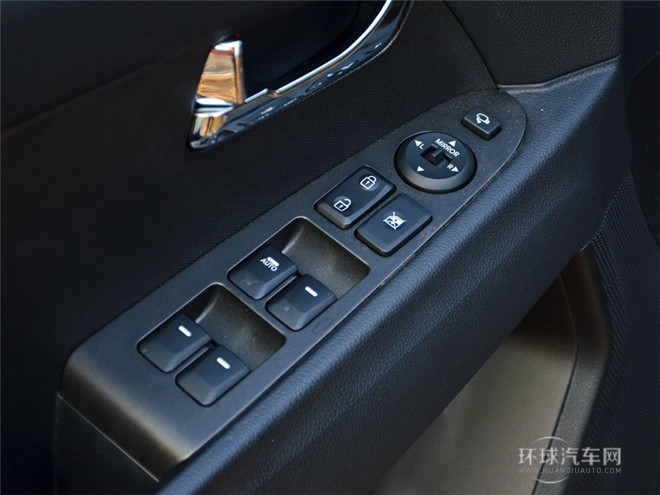 2015款 2.0L 自動(dòng)四驅(qū)版GLS