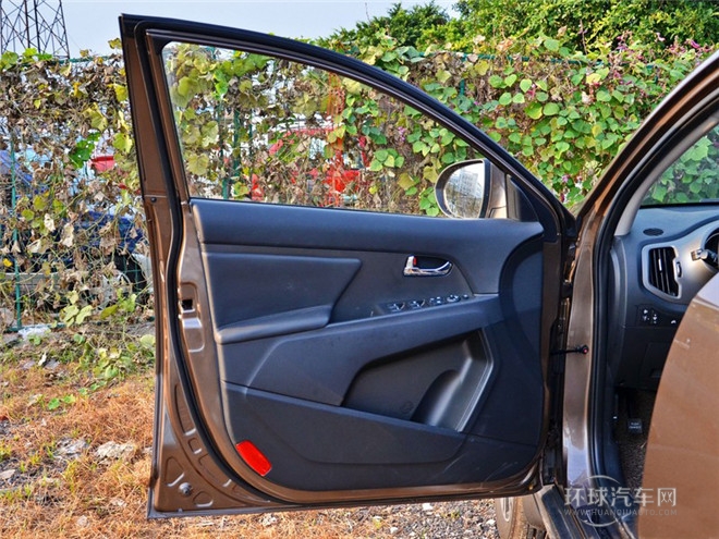 2015款 2.0L 自動(dòng)四驅(qū)版GLS