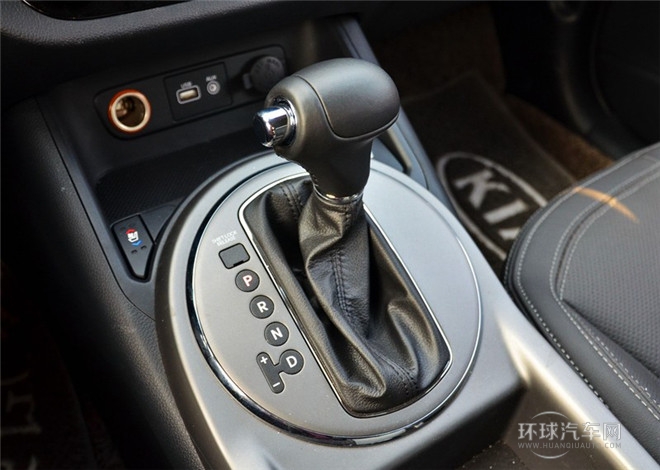 2015款 2.0L 自動四驅(qū)版GLS