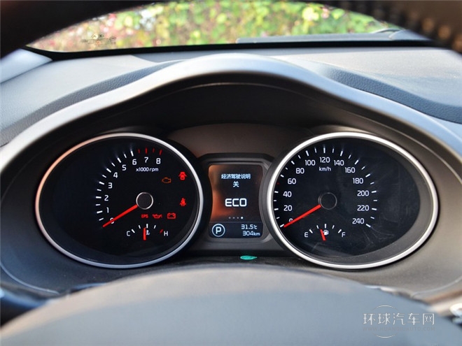 2015款 2.0L 自動四驅版GLS