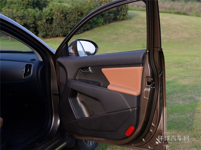 2015款 2.4L 自動(dòng)四驅(qū)版Premium