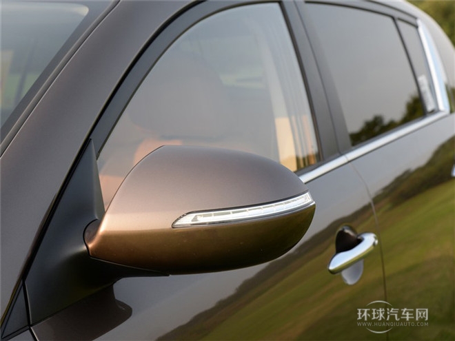 2015款 2.4L 自動四驅版Premium