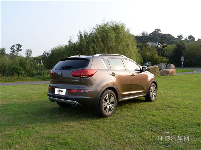 2015款 2.4L 自動四驅版Premium