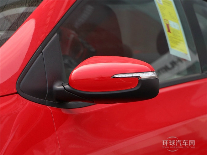 2014款 2.0L 時尚版