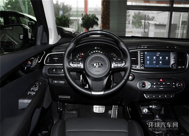 索蘭托L 2.4L GDI 汽油4WD尊貴版 7座