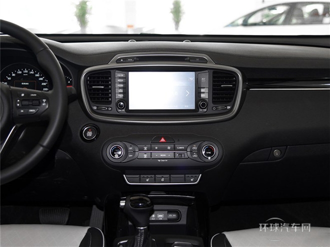 索蘭托L 2.4L GDI 汽油4WD精英版 5座