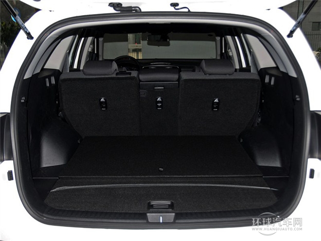 索蘭托L 2.4L GDI 汽油4WD運動版 5座