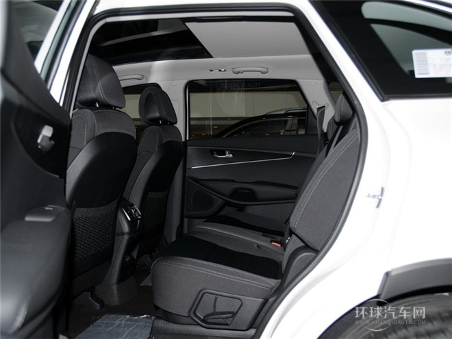 索蘭托L 2.4L GDI 汽油4WD運動版 5座