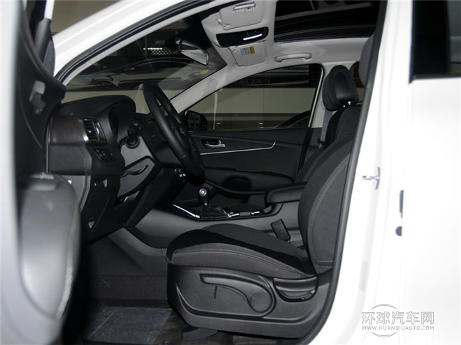 索蘭托L 2.4L GDI 汽油4WD運動版 5座