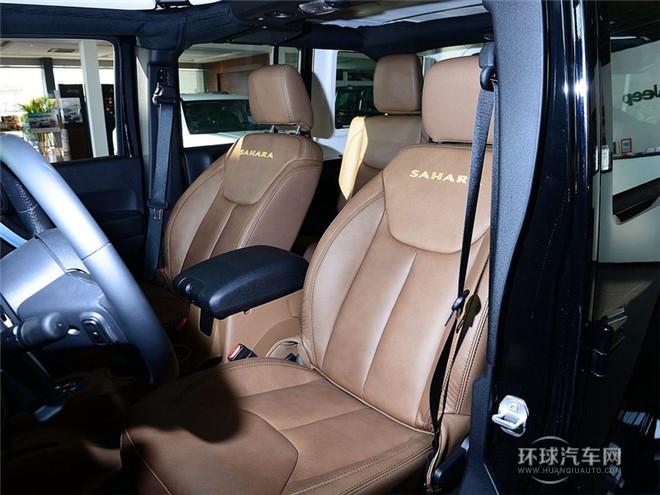 2015款 3.6L 四門版 Sahara