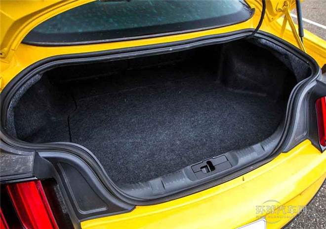 2015款 2.3T 運動版