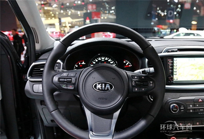 2015款 索蘭托L 2.2T 柴油4WD旗艦版 5座