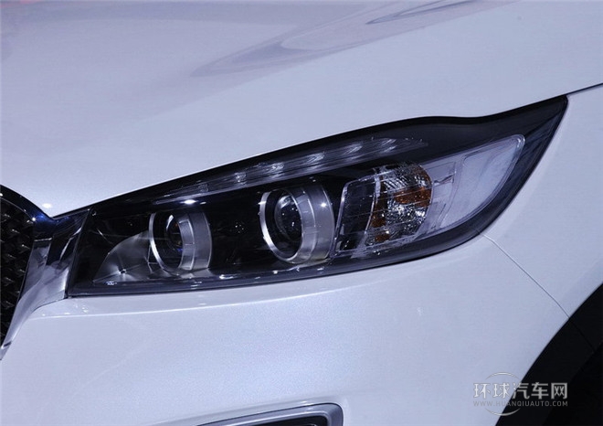 2015款 索蘭托L 2.2T 柴油4WD旗艦版 5座