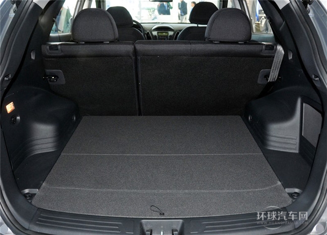 2015款 2.0L 手動兩驅舒適型 國IV