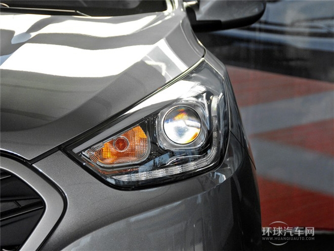 2015款 2.0L 手動兩驅舒適型 國IV