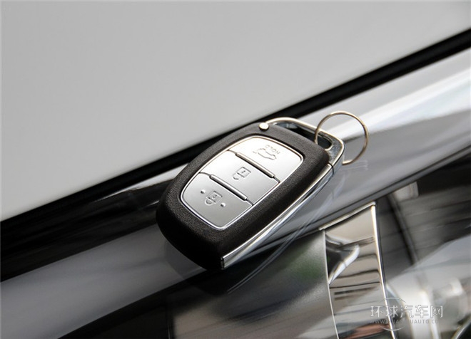 2015款 2.0L 自動兩驅領先型 國IV