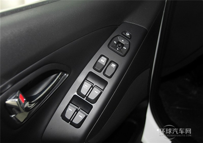 2015款 2.0L 自動兩驅(qū)領(lǐng)先型 國IV