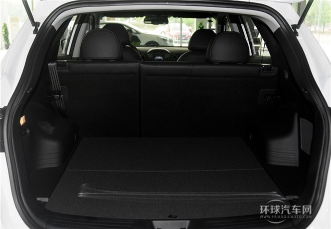 2015款 2.0L 自動兩驅(qū)領先型 國IV