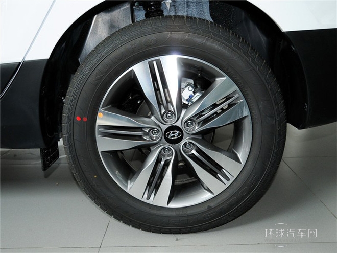 2015款 2.0L 自動兩驅領先型 國V