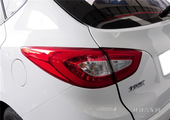 2015款 2.0L 自動兩驅領先型 國V