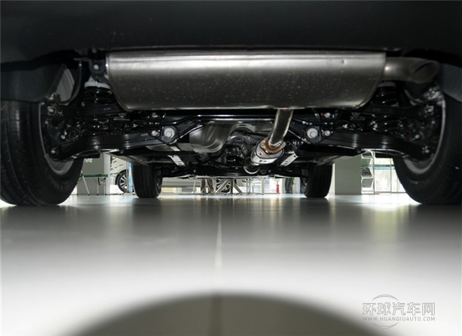 2015款 2.0L 自動兩驅舒適型 國IV