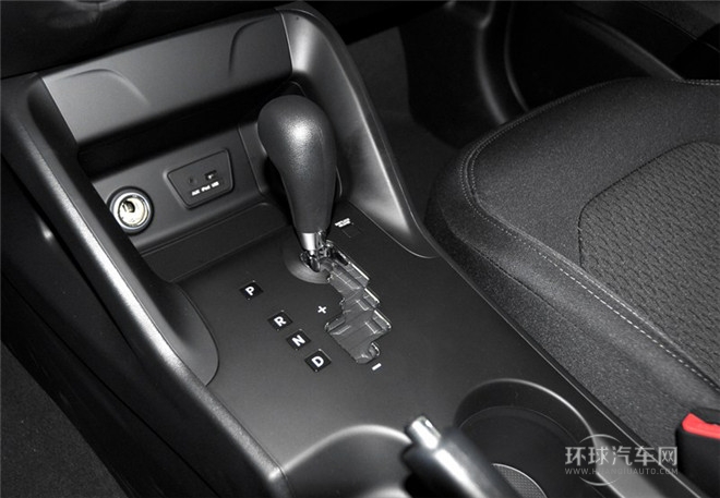 2015款 2.0L 自動兩驅舒適型 國IV