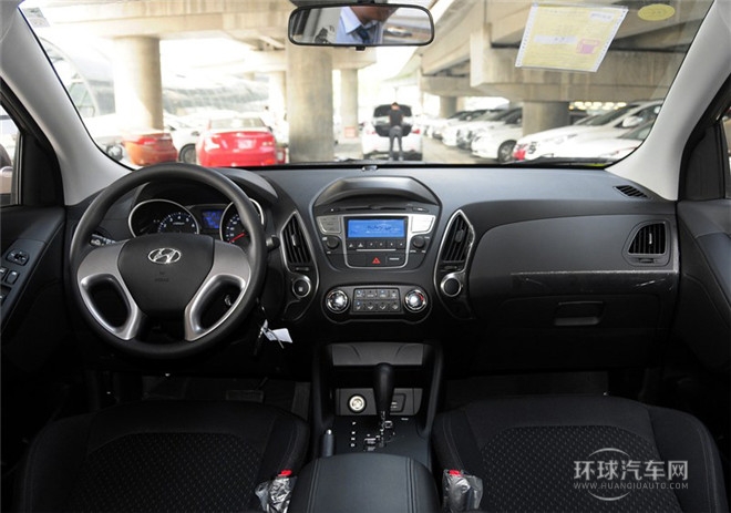 2015款 2.0L 自動兩驅舒適型 國V
