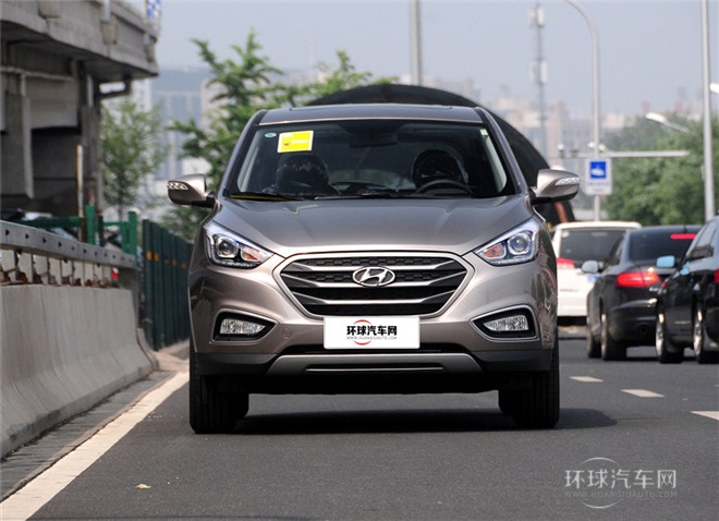 2015款 2.0L 自動兩驅舒適型 國V