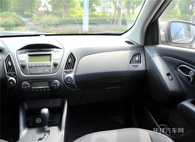 2015款 2.0L 自動(dòng)兩驅(qū)智能型 國(guó)IV