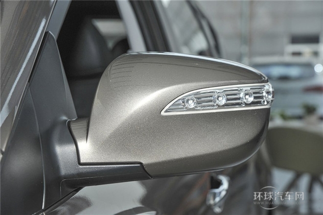 2015款 2.0L 自動四驅(qū)智能型 國IV