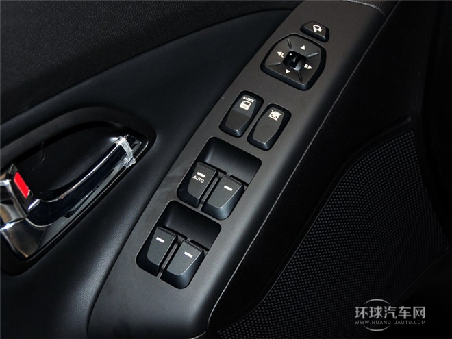 2015款 2.0L 自動四驅(qū)智能型 國IV