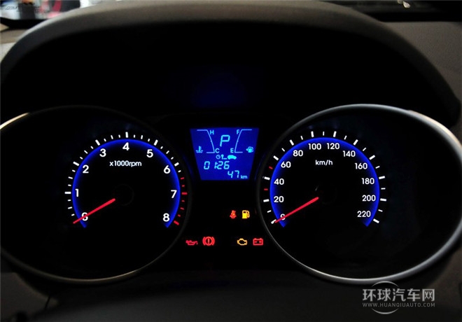 2015款 2.0L 自動四驅智能型 國IV