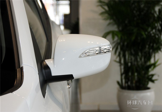 2015款 2.0L 自動四驅智能型 國IV