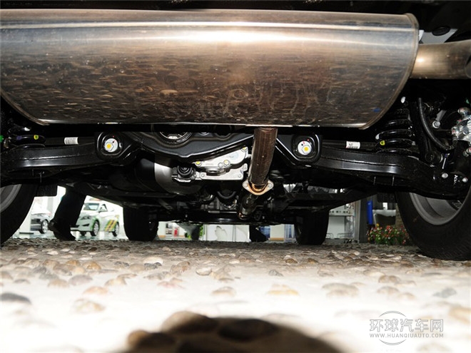 2015款 2.4L 自動四驅領先型 國V