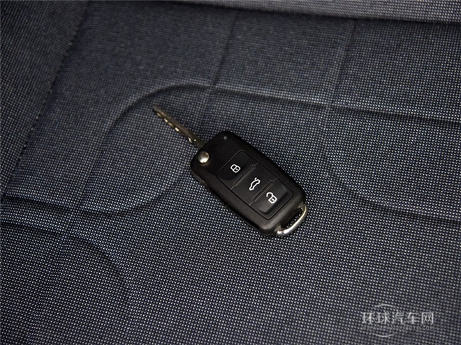 2015款 1.0L move up!