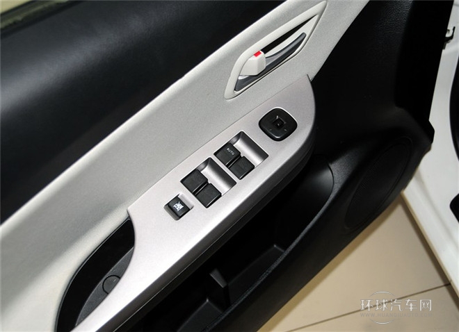 2015款 1.6L 手動天窗版