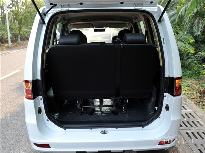 2015款 1.2L 舒適型