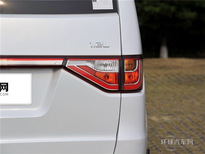 2015款 1.2L 舒適型