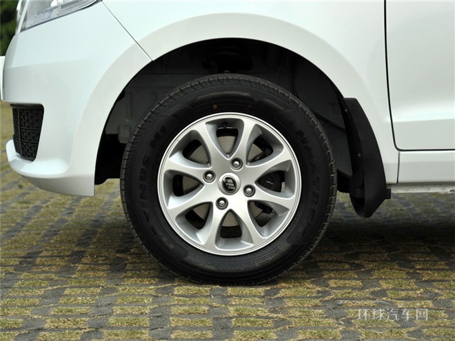 2015款 1.2L 標(biāo)準(zhǔn)型