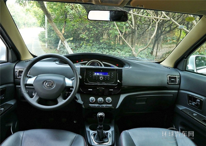 2015款 1.2L 標(biāo)準(zhǔn)型