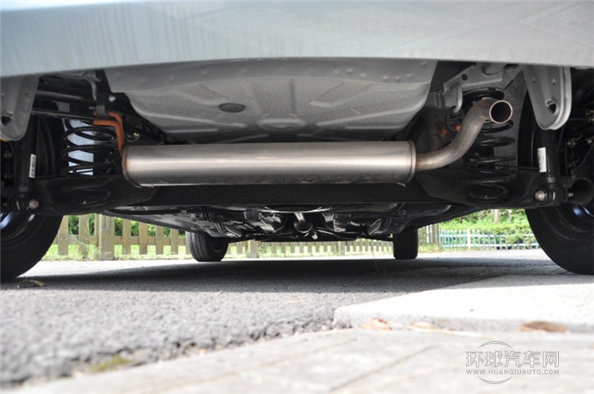 2015款 1.0L AMT 悅酷型