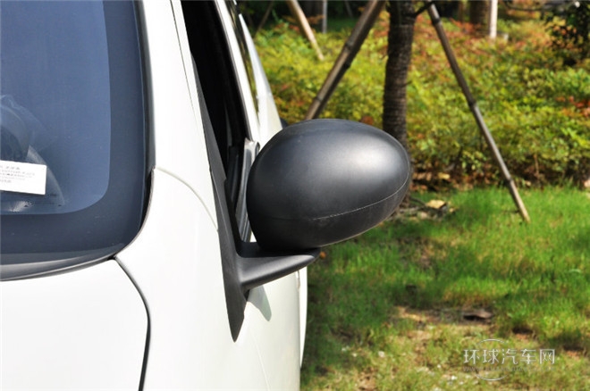 2015款 1.0L AMT 悅酷型