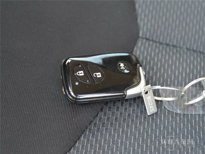 2015款 1.0L AMT 鉉酷型