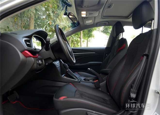 2015款 18T 雙離合運(yùn)動(dòng)旗艦型