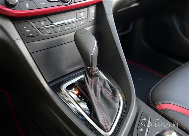 2015款 18T 雙離合運動旗艦型