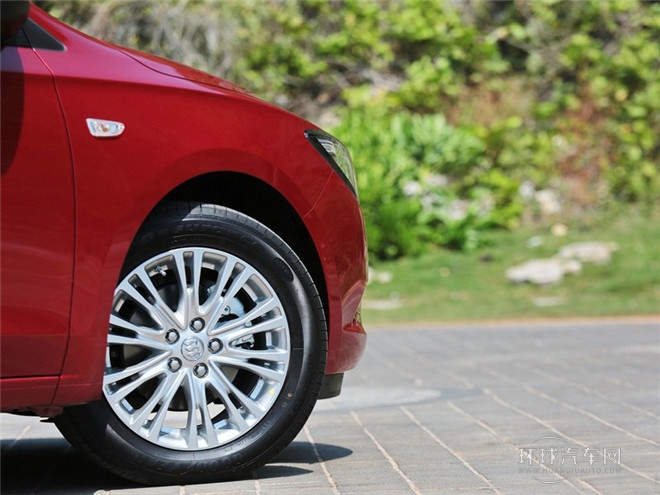 2015款 18T 雙離合精英型