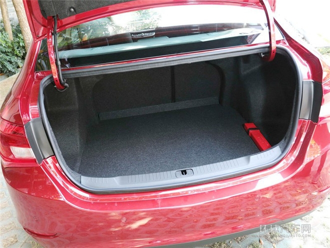 2015款 18T 雙離合精英型